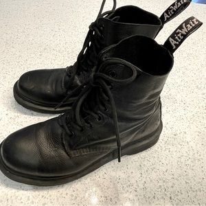 Dr. Martens 1460 Pascal Mono Boot